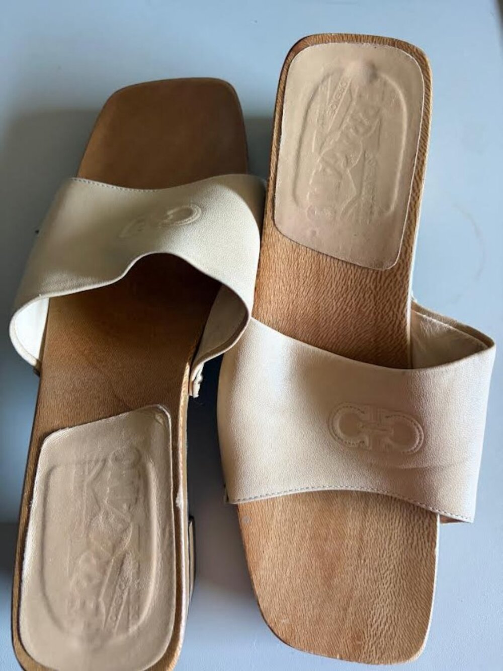 SALVATORE FERRAGAMO Plattform shoes SIZE 7